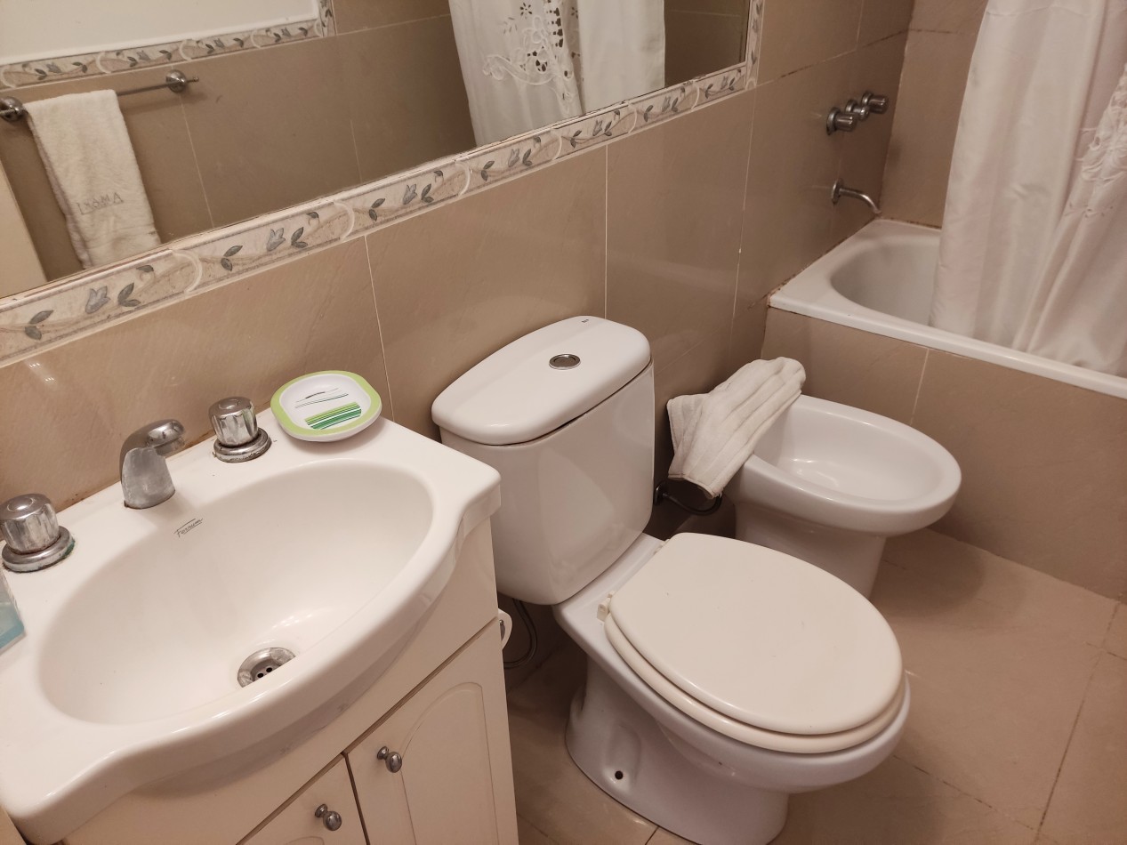 venta departamento 2 amb 1er piso edif. Patagonia 2 centro Pinamar