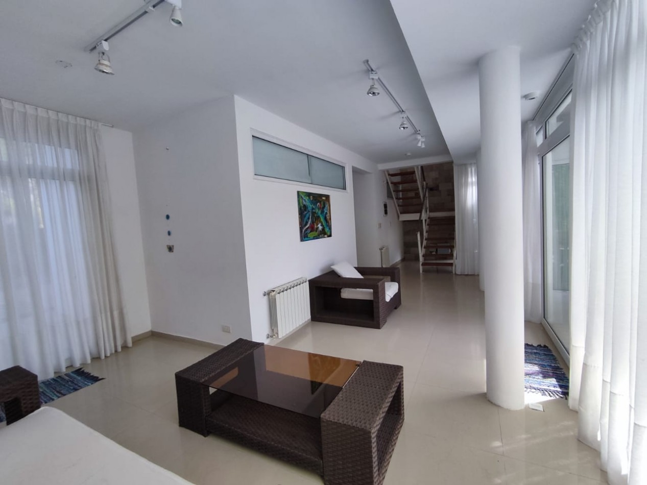 Casa Alquiler Carilo cerca del mar