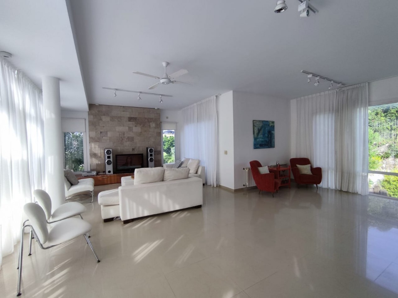 Casa Alquiler Carilo cerca del mar