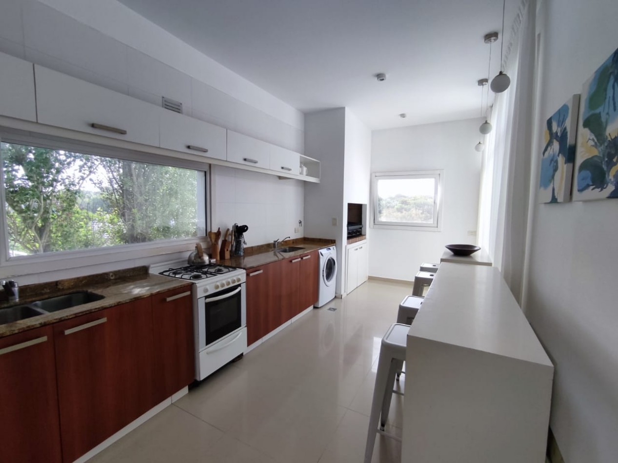 Casa Alquiler Carilo cerca del mar