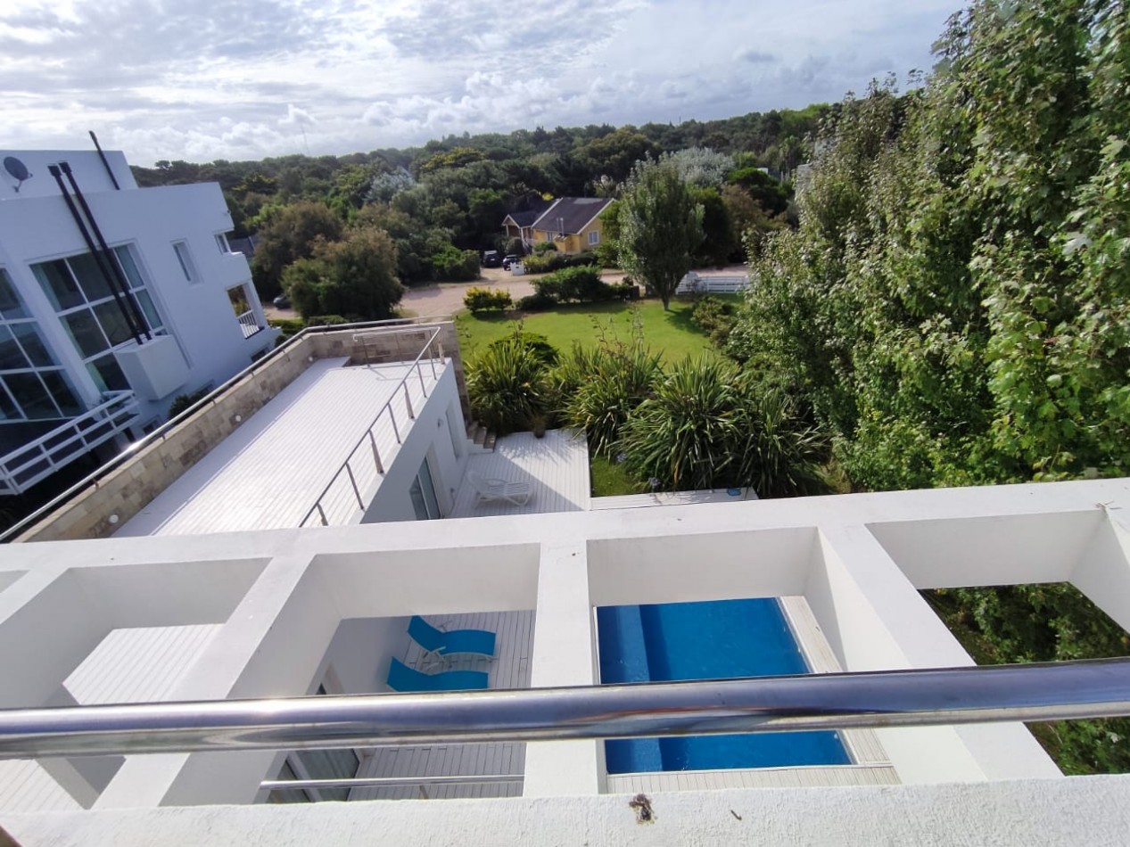 Casa Alquiler Carilo cerca del mar