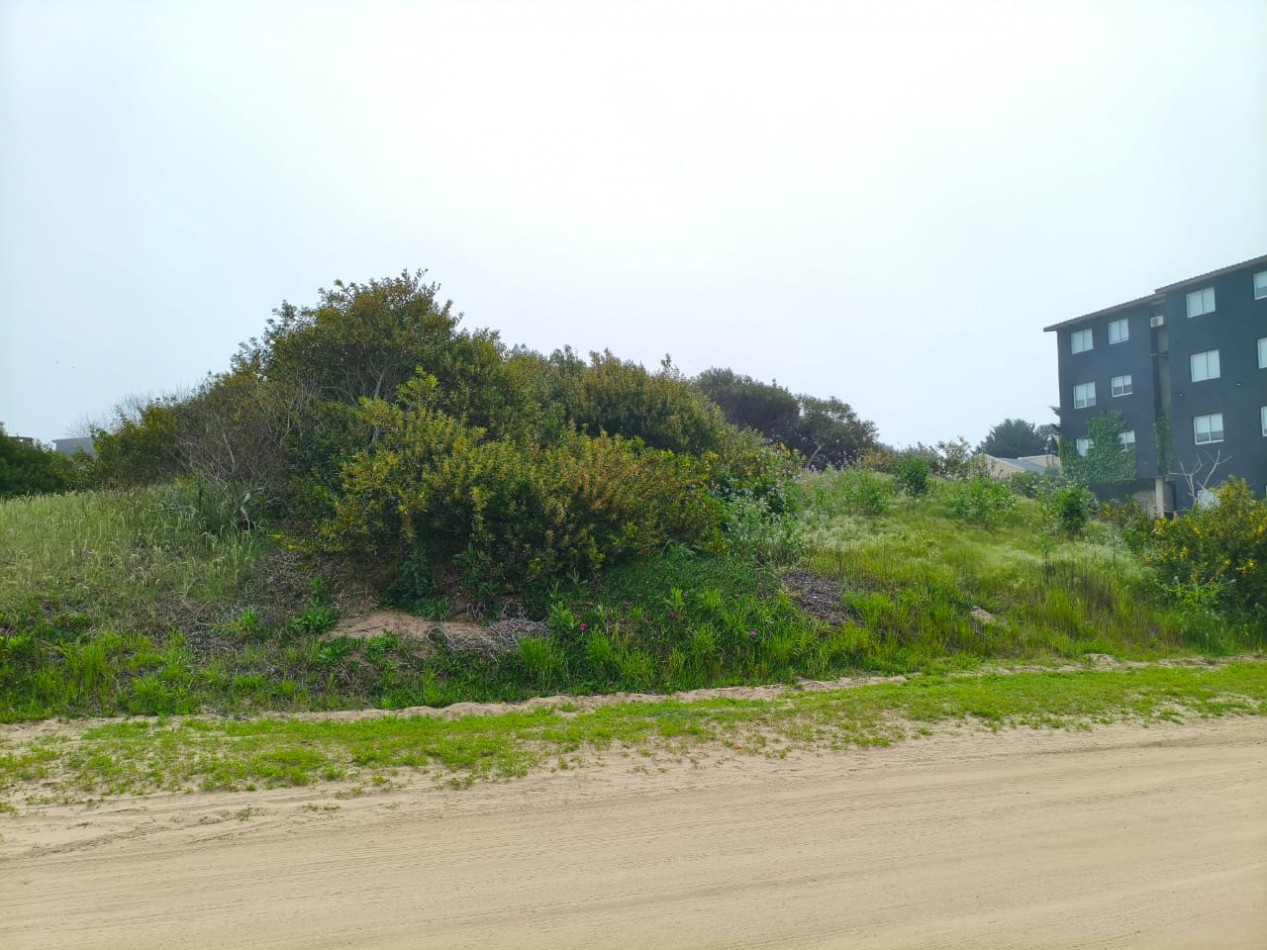 LOTE MULTIFAMILIAR VALERIA DEL MAR frente al mar