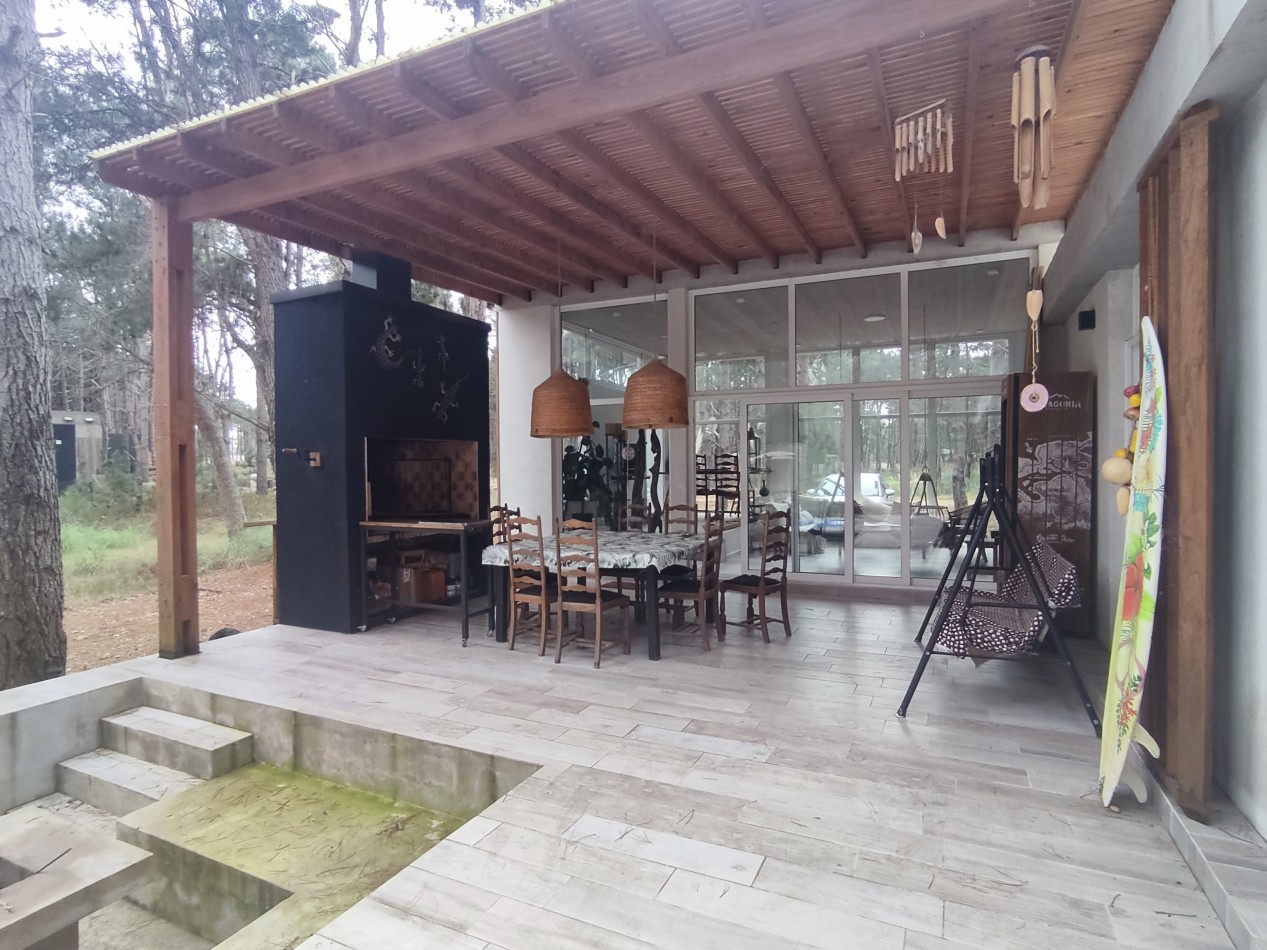 Alquiler casa Villarobles barrio cerrado 6 pax