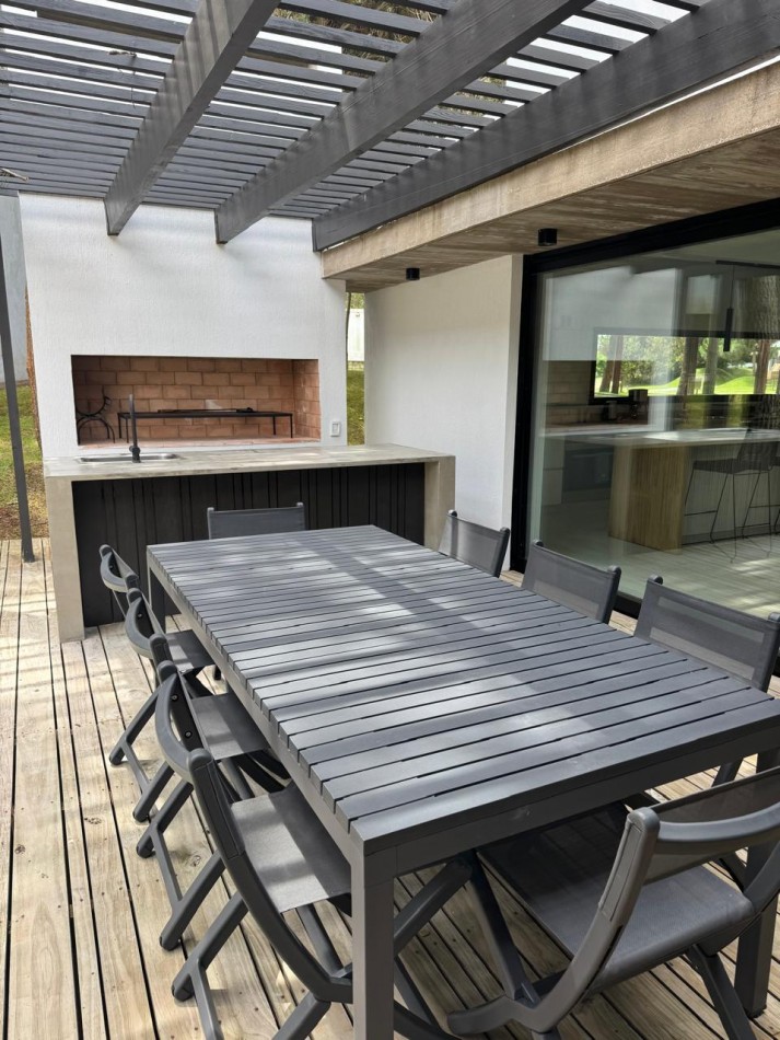 Casa en Alquiler Costa Esmeralda golf 8 pax