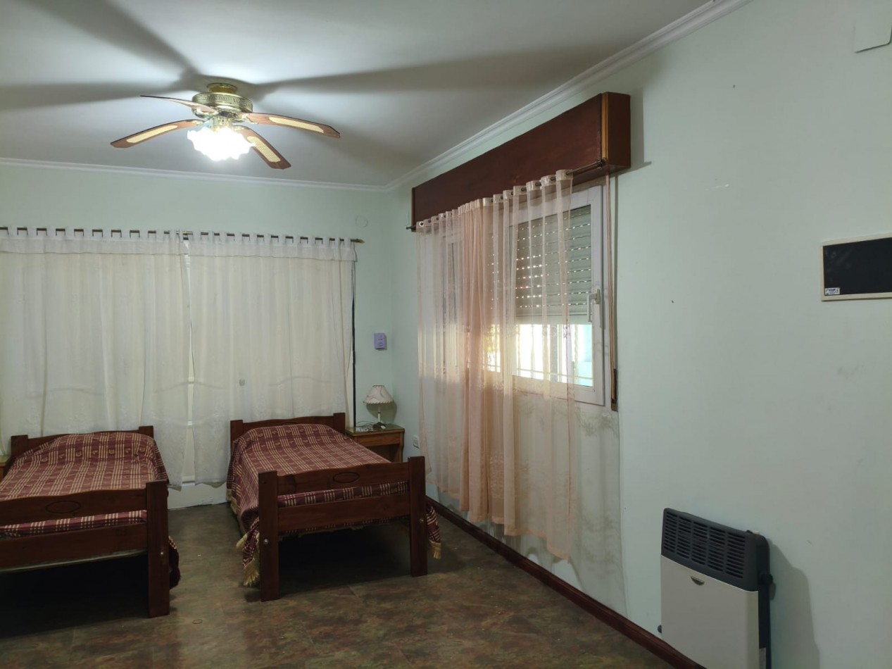 Casa en alquiler en Ostende a 4 cuadras del mar