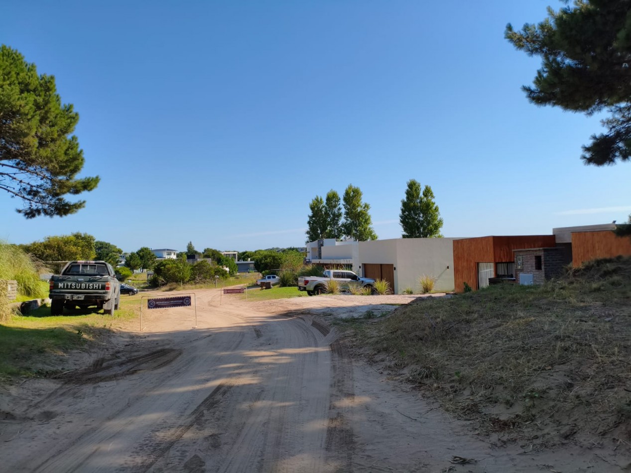 Venta Lote Costa Esmeralda Residencial 2 cerca del mar 224