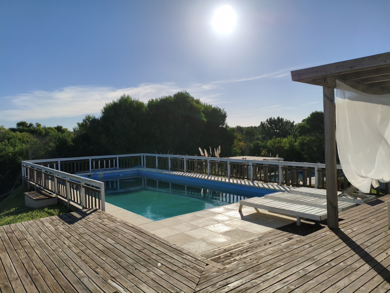 Venta casa Costa Esmeralda Residencial fondo libre piscina oportunidad
