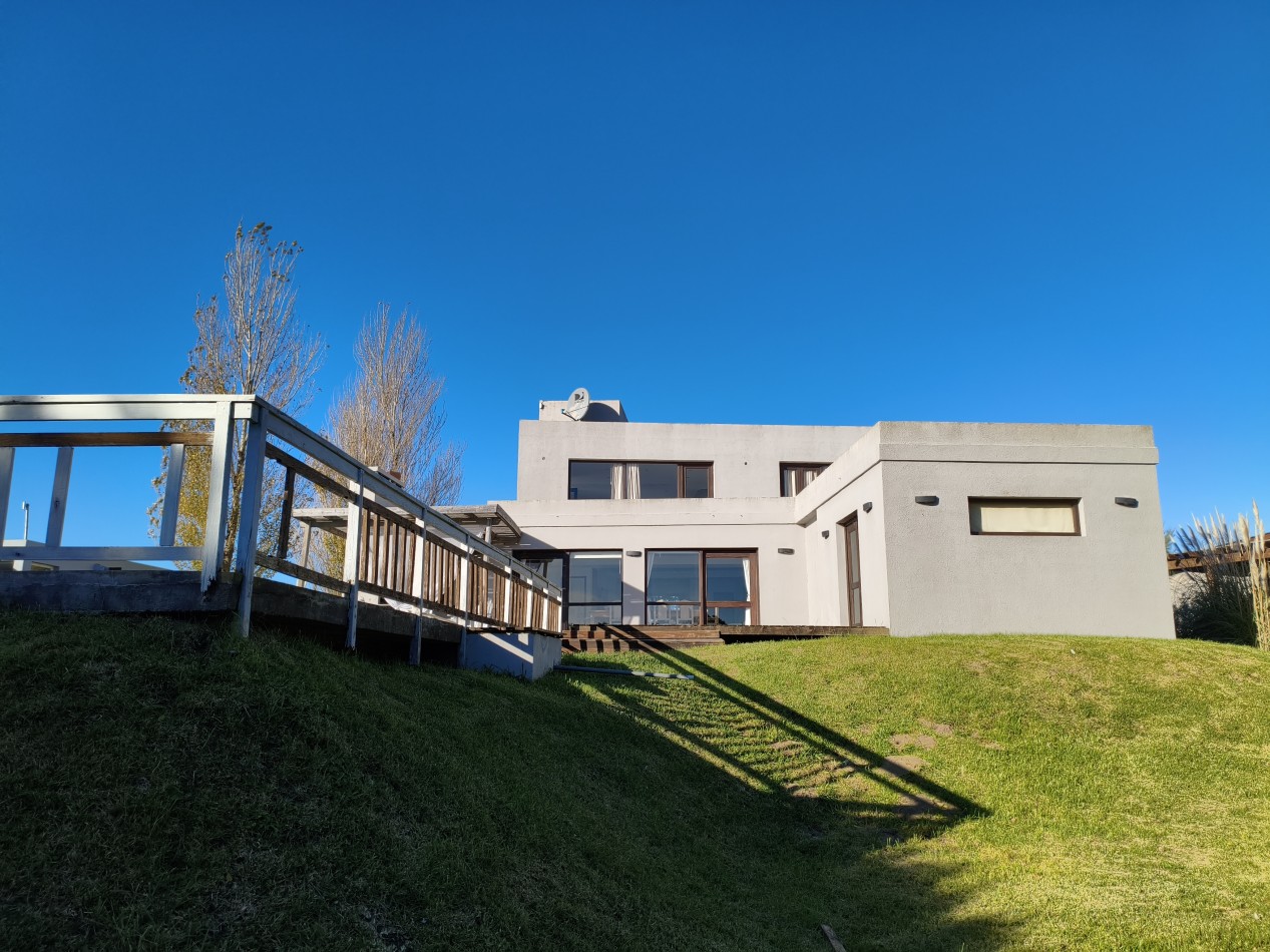 Venta casa Costa Esmeralda Residencial fondo libre piscina oportunidad