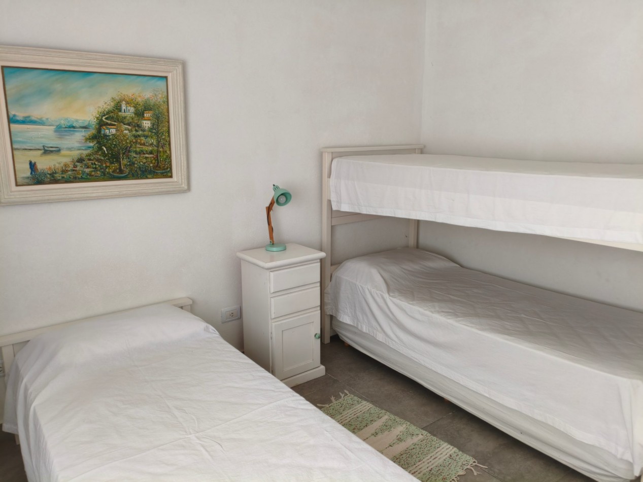 Casa alquiler Costa Esmeralda Residencial 3 dorm. jardin
