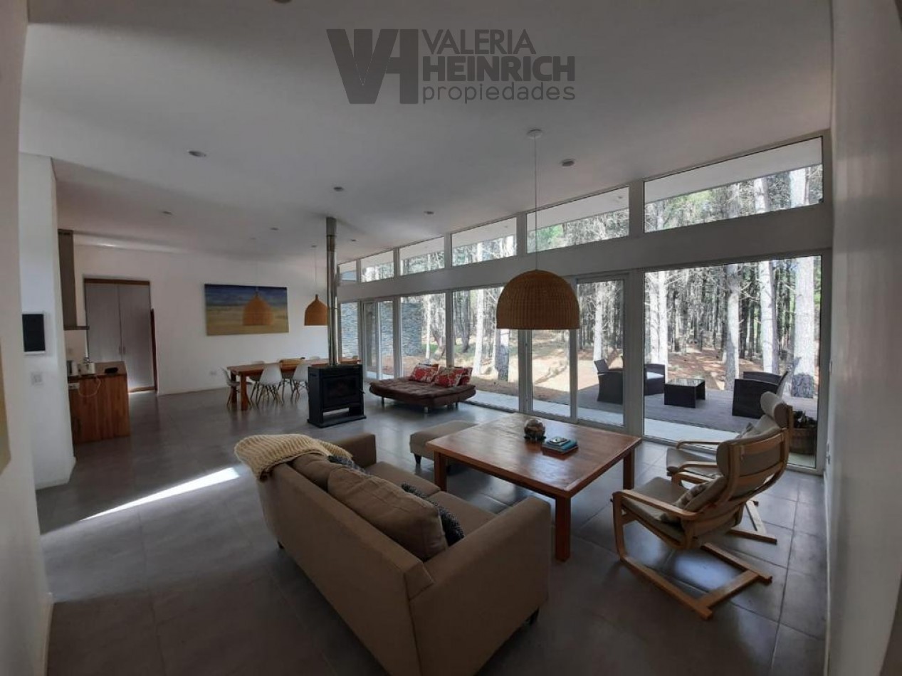 Venta casa Villarobles Pinamar 4 dorm.