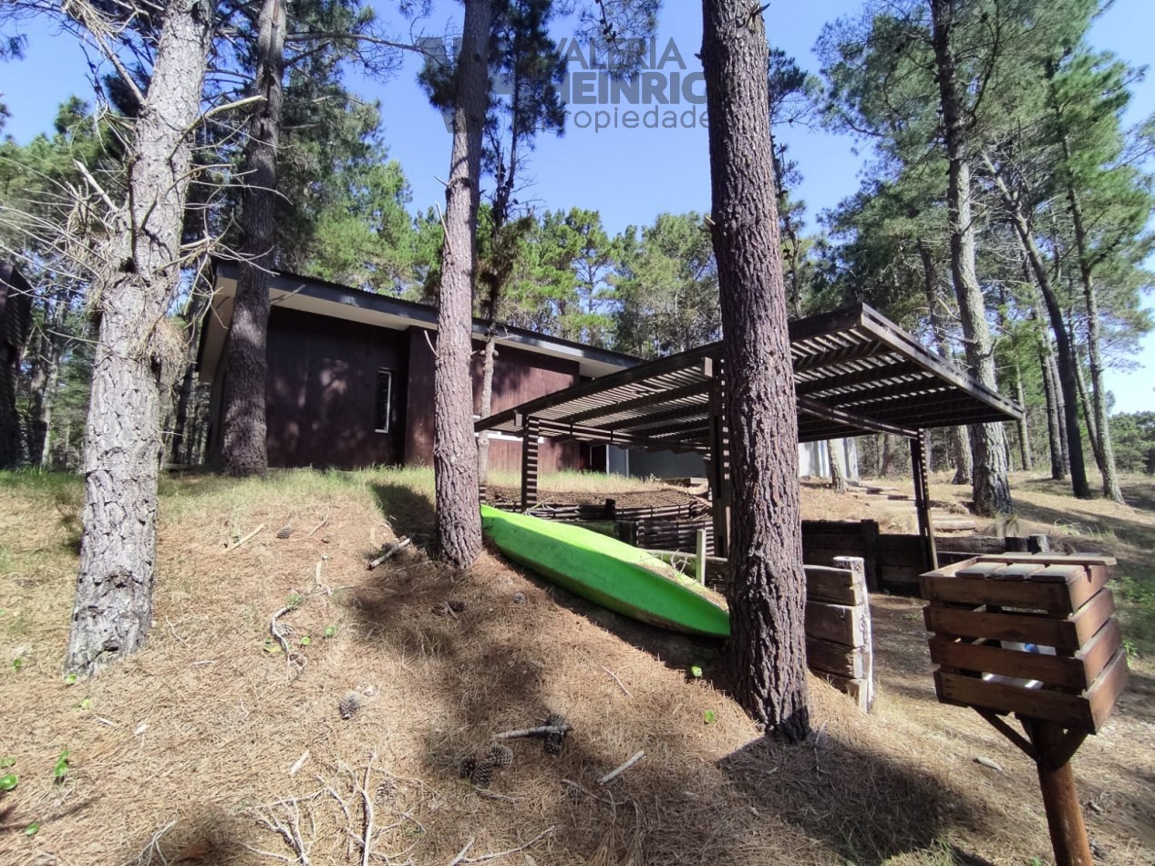 Venta casa Villarobles Pinamar 4 dorm.