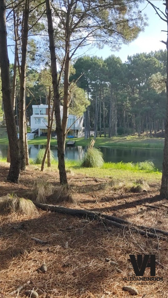 LOTE EN VILLAROBLES