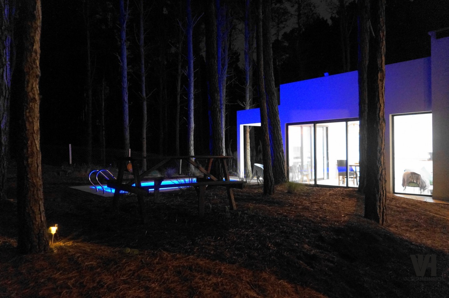 Alquiler y Venta Casa Villarobles con piscina 6 pax. 