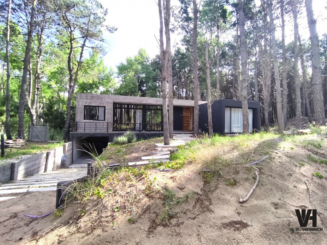 ALQUILER CASA VILLAROBLES COSTA ESMERALDA PINAMAR
