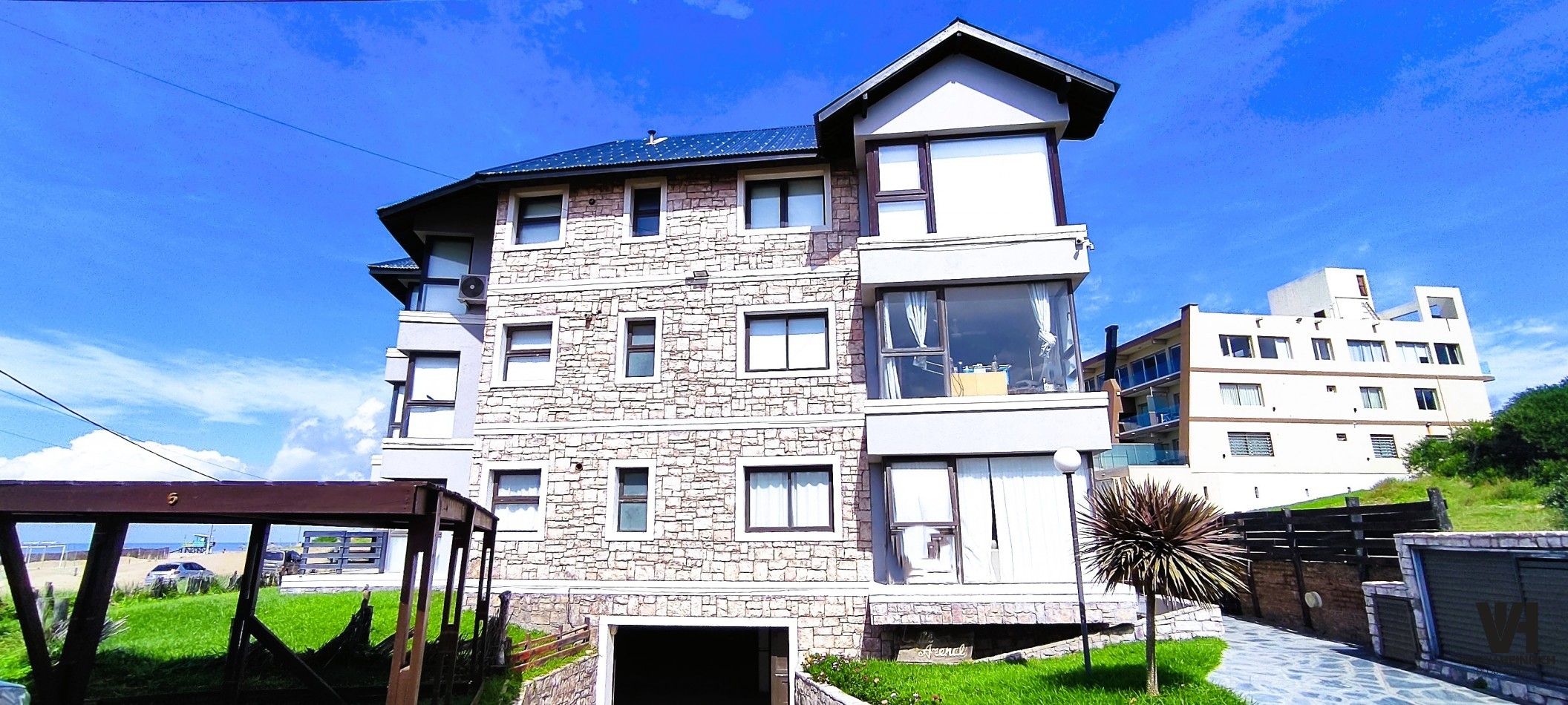 Departamento en venta frente al mar. Villa Gesell sur 2 ambientes