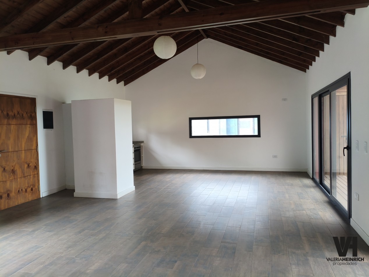 Casa en venta estilo campo costa esmeralda deportiva