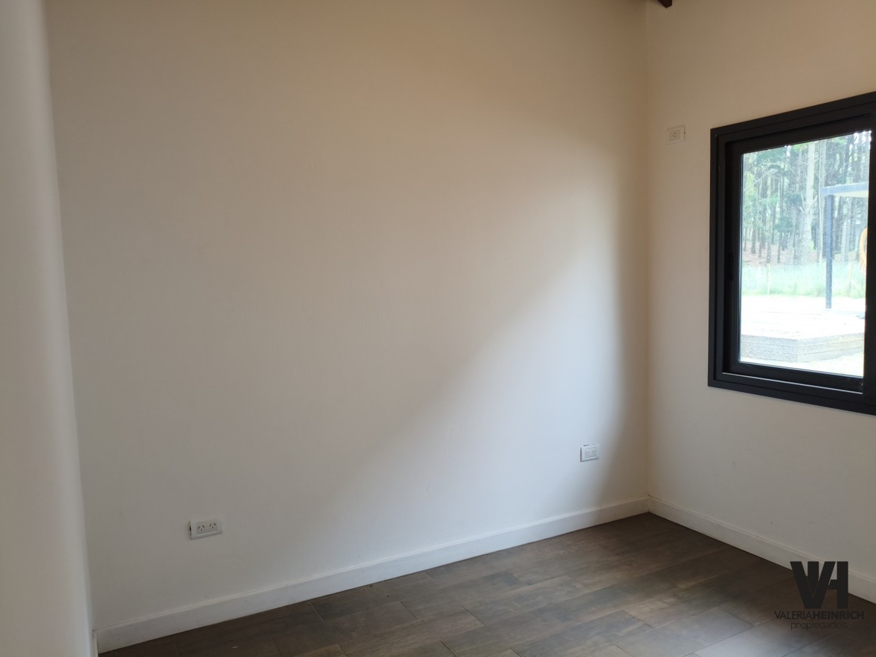 Casa en venta estilo campo costa esmeralda deportiva