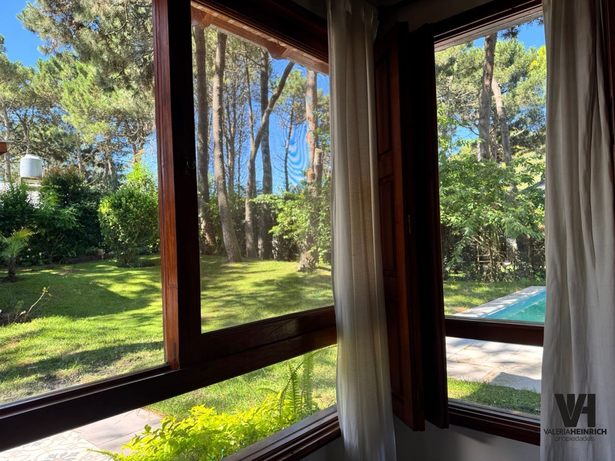 CASA EN ALQUILER PINAMAR PILETA 6 PAX
