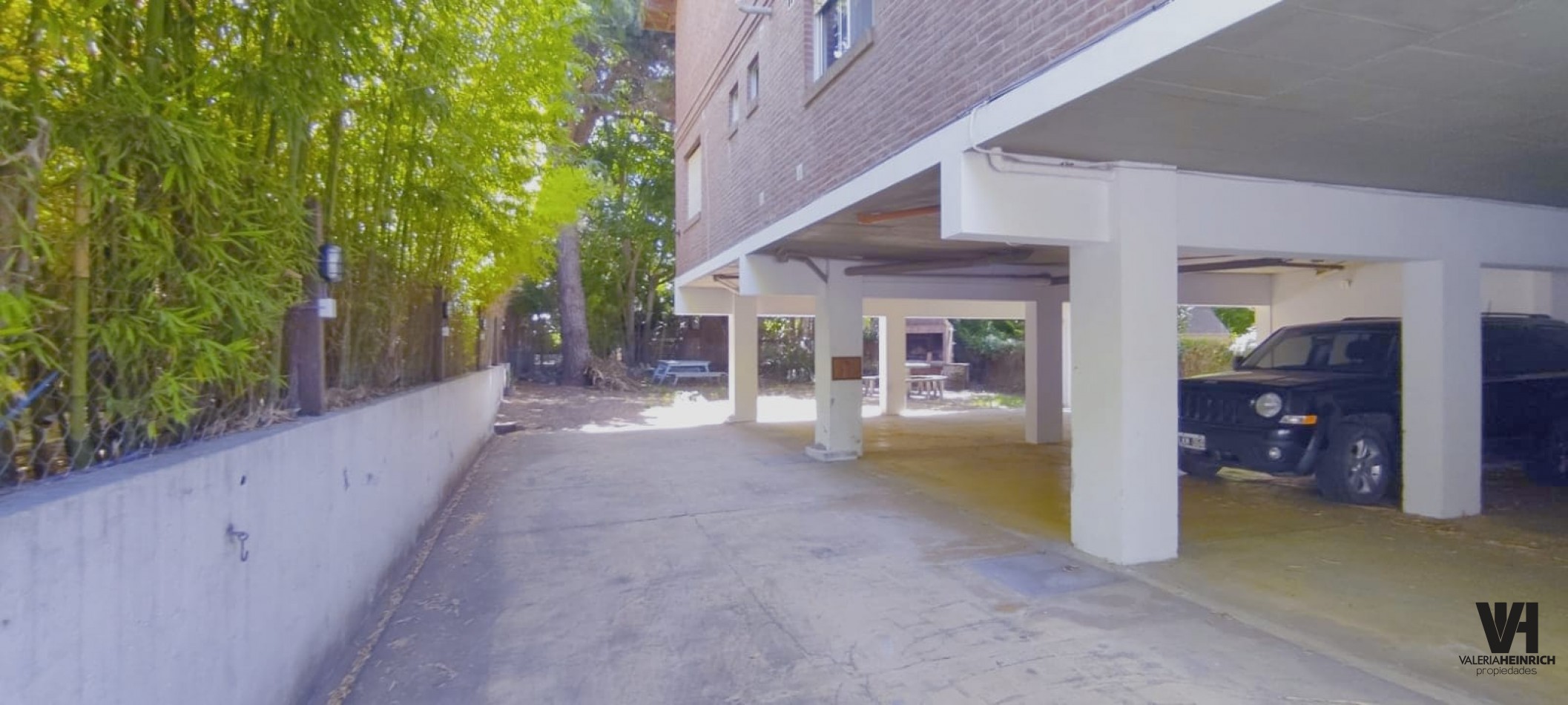 Venta departamento duplex Pinamar mar de Ostende Robette cochera oportunidad permuta