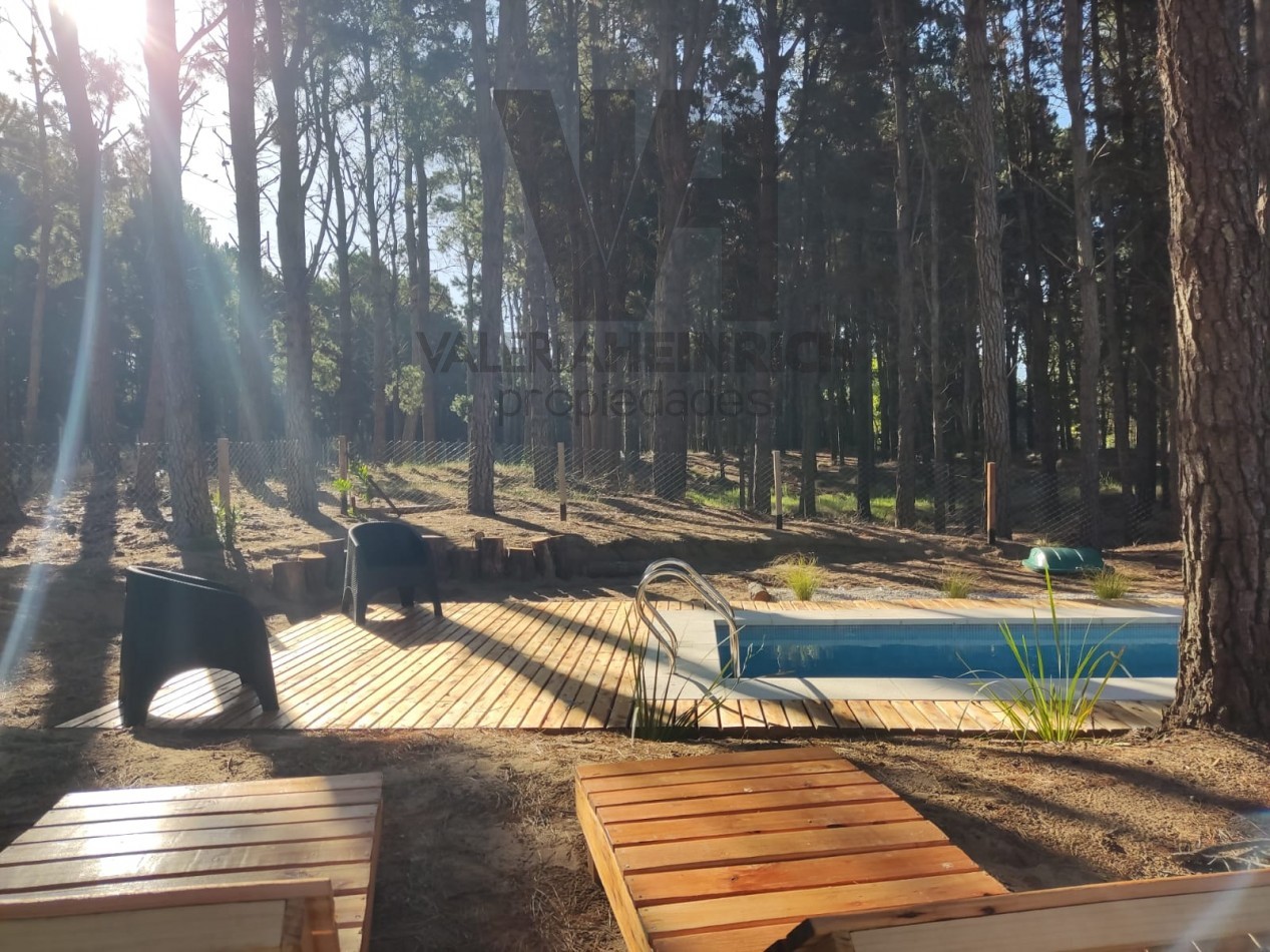 Alquiler y Venta Casa Villarobles con piscina 6 pax. 