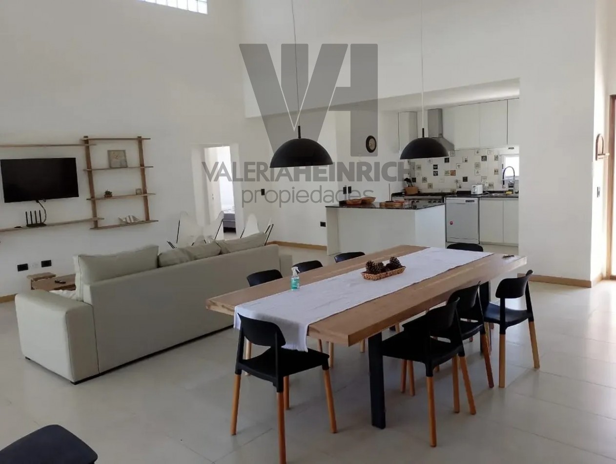 Venta Costa Esmeralda Ecuestre 4 dorm pileta 