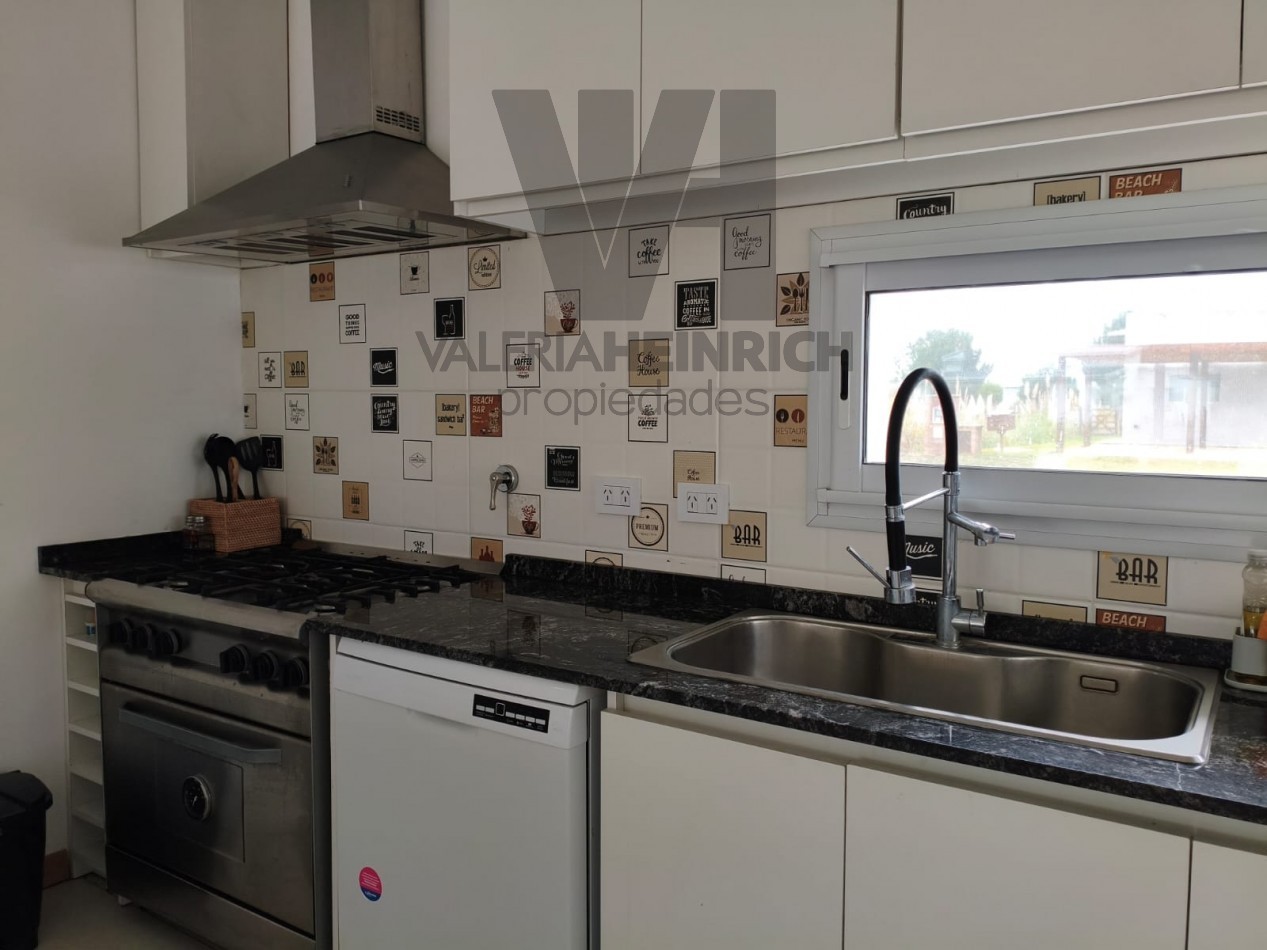 Venta Costa Esmeralda Ecuestre 4 dorm pileta 