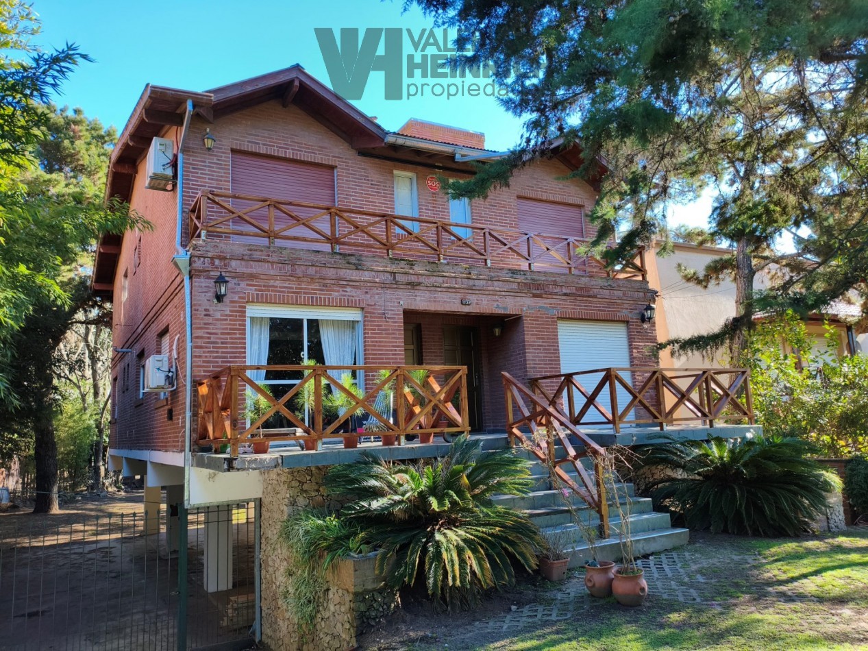 Venta departamento cerca del mar, mar de Ostende, 3 amb. cochera oportunidad permuta