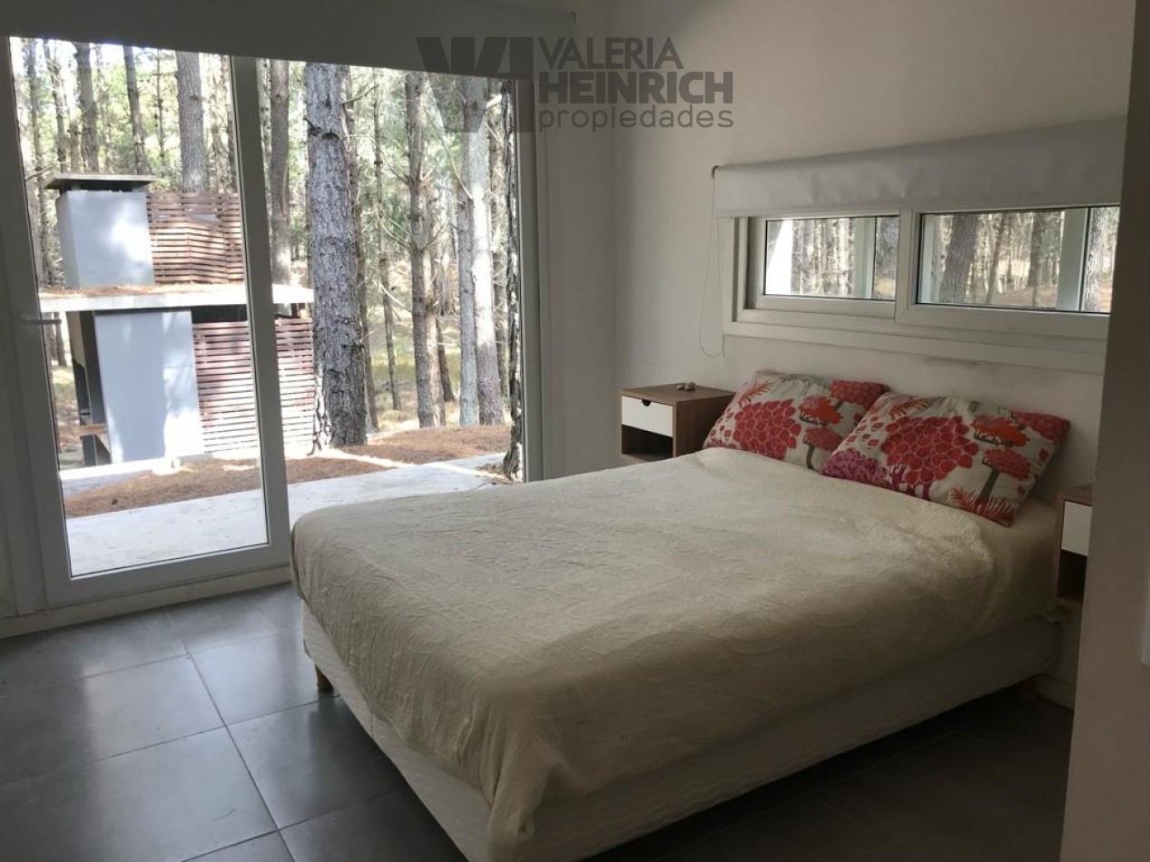 Venta casa Villarobles Pinamar 4 dorm.