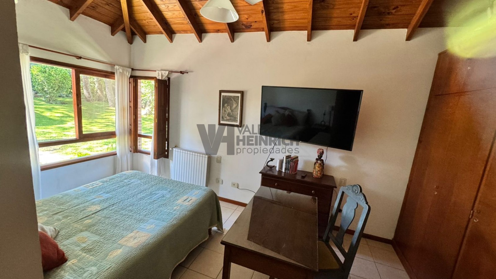 CASA EN ALQUILER PINAMAR PILETA 6 PAX