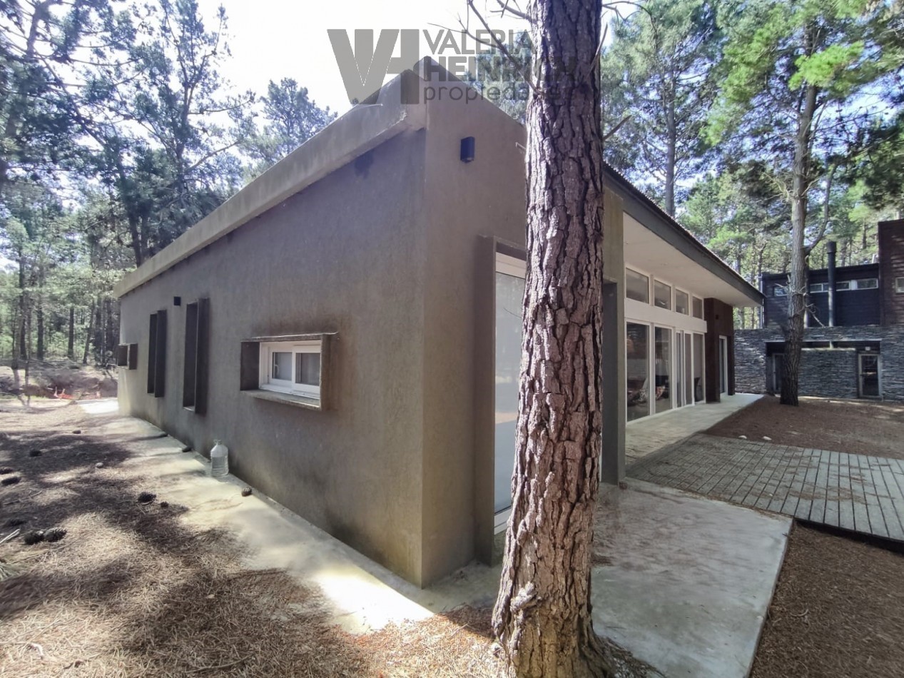Venta casa Villarobles Pinamar 4 dorm.