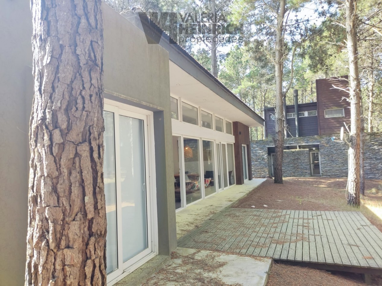 Venta casa Villarobles Pinamar 4 dorm.