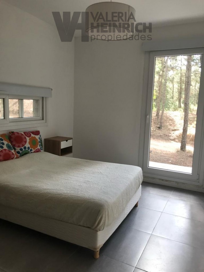 Venta casa Villarobles Pinamar 4 dorm.