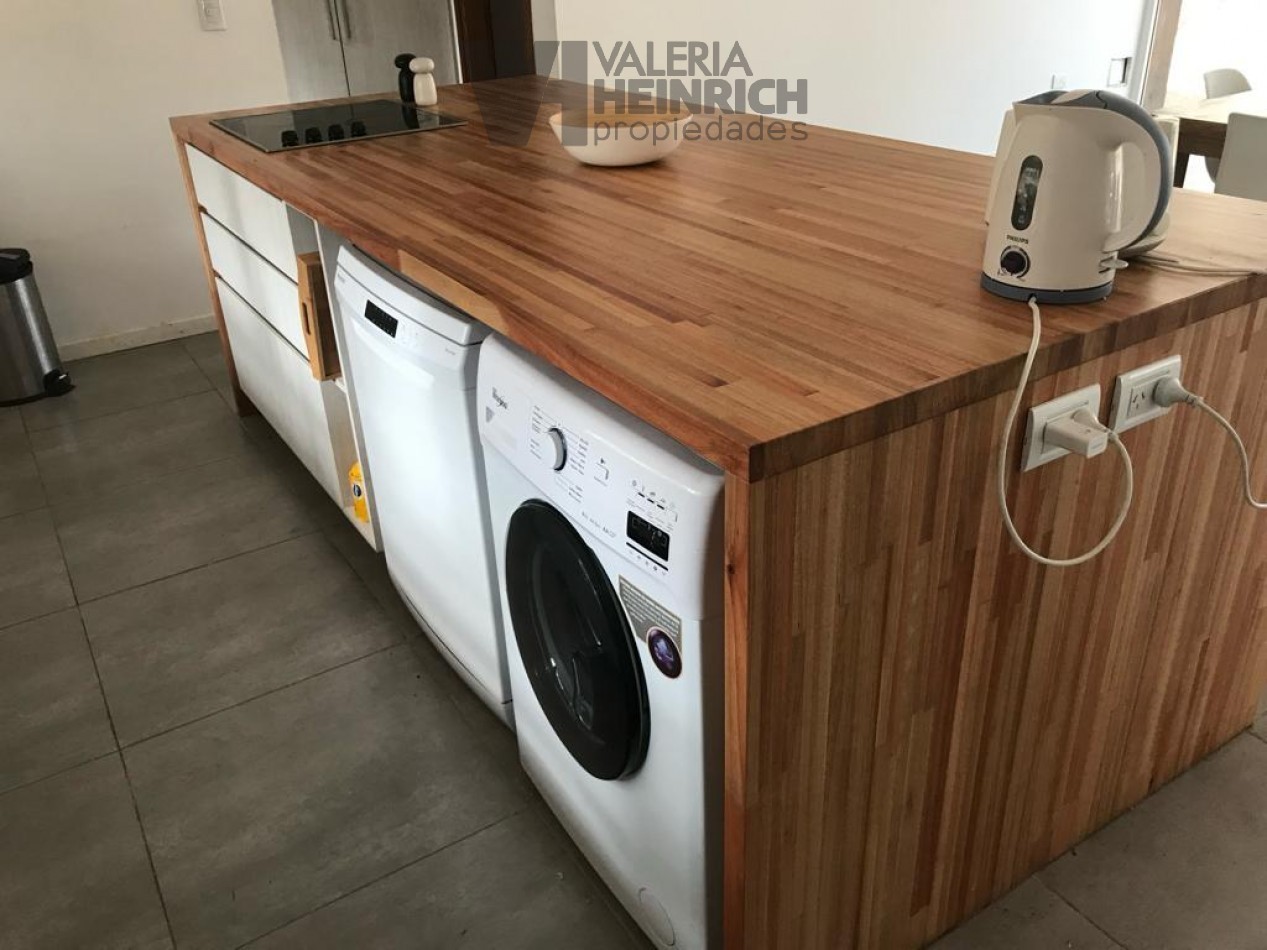 Venta casa Villarobles Pinamar 4 dorm.