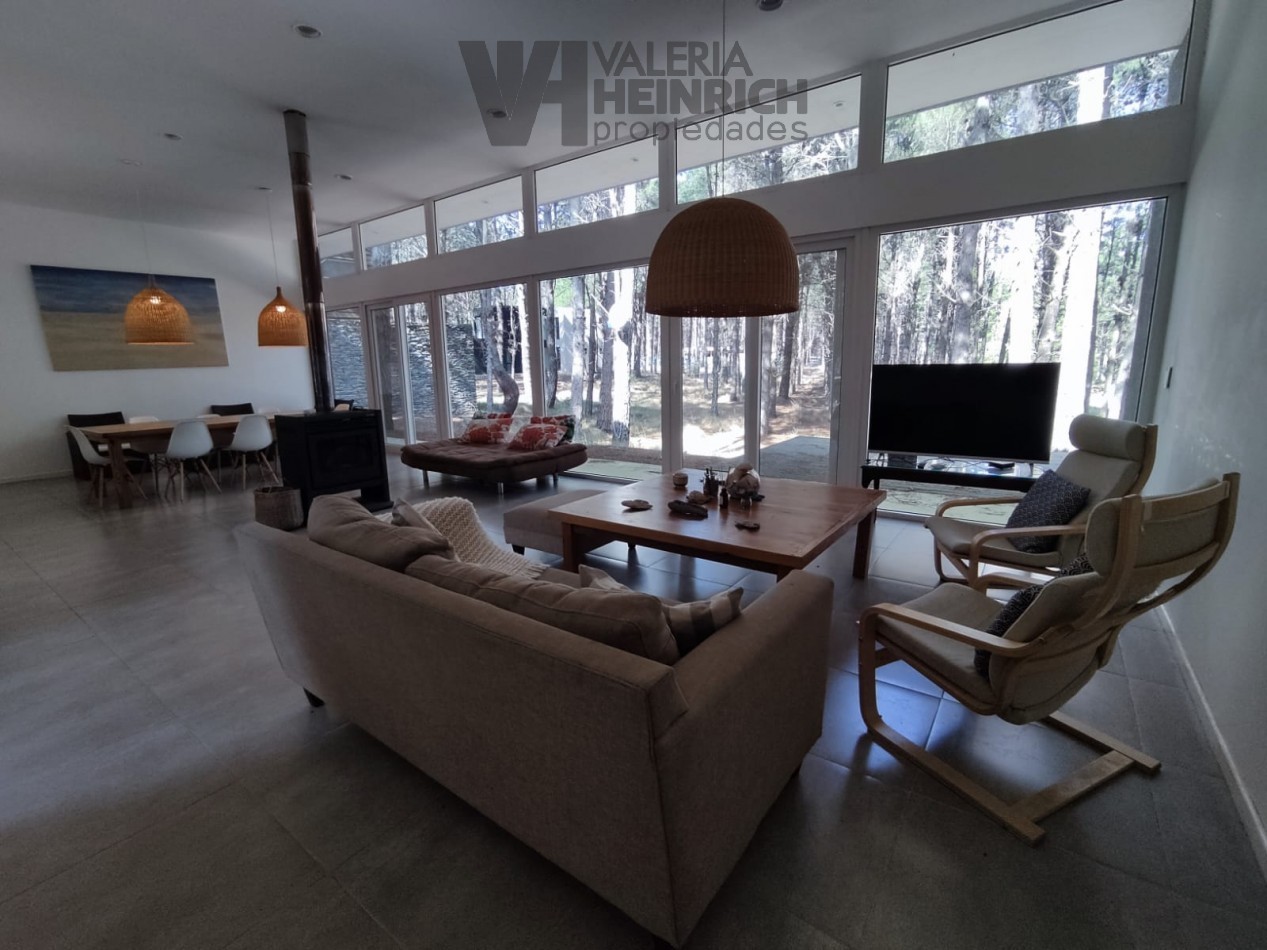 Venta casa Villarobles Pinamar 4 dorm.