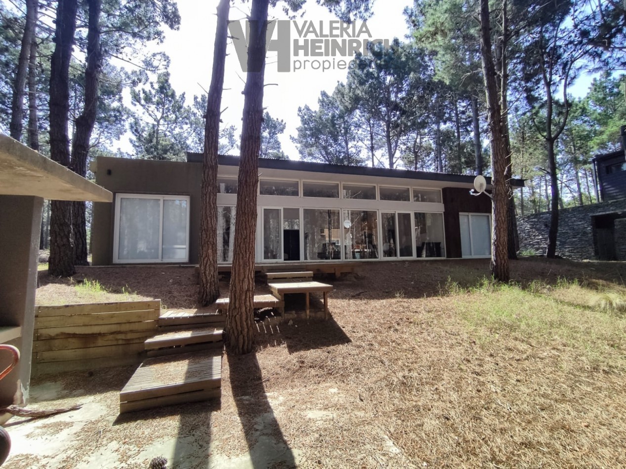 Venta casa Villarobles Pinamar 4 dorm.