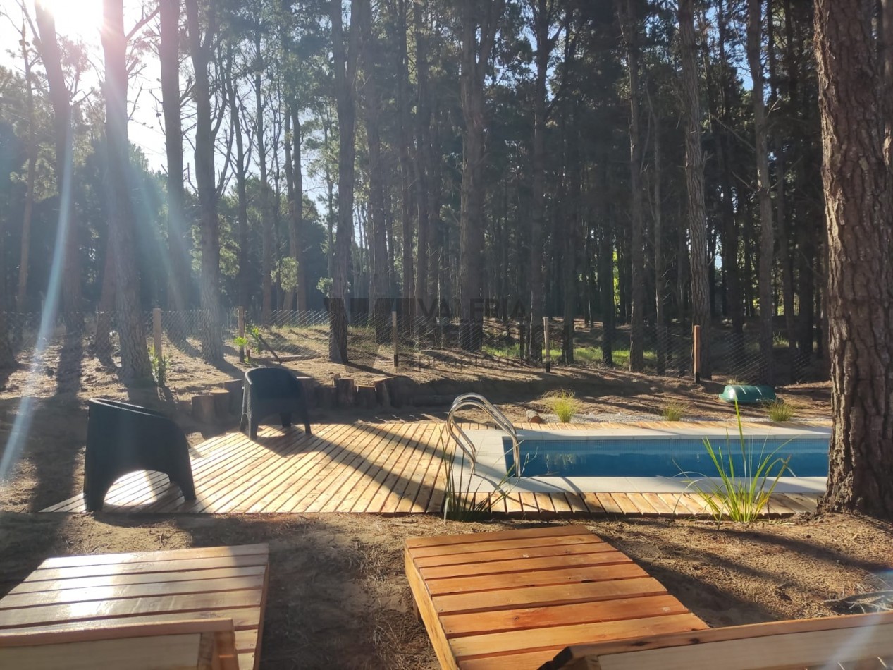 Alquiler y Venta Casa Villarobles con piscina 6 pax. 