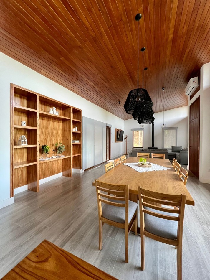 Casa en Venta Villarobles Pinamar piscina