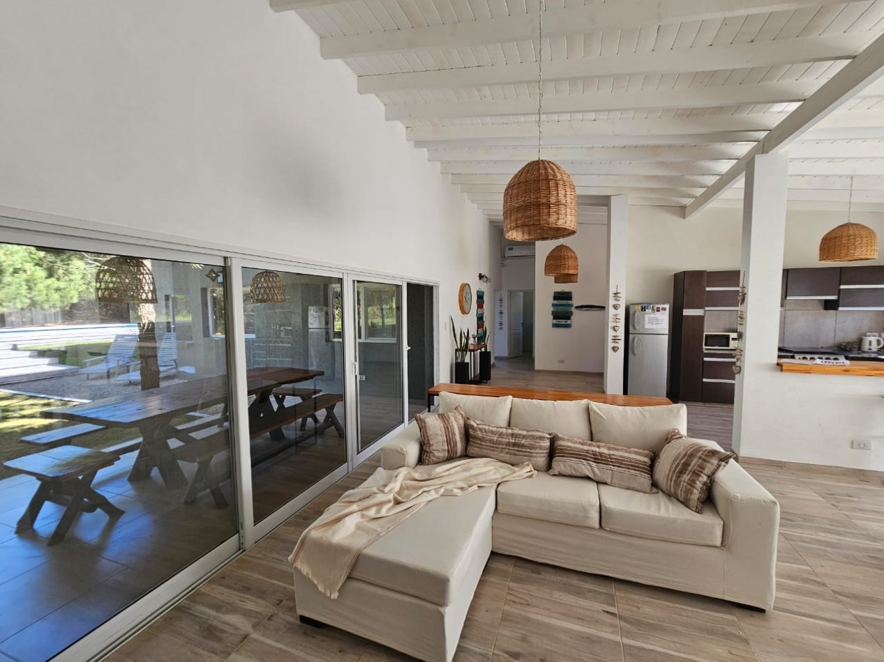 Casa en Costa Esmeralda Ecuestre 6 pax piscina