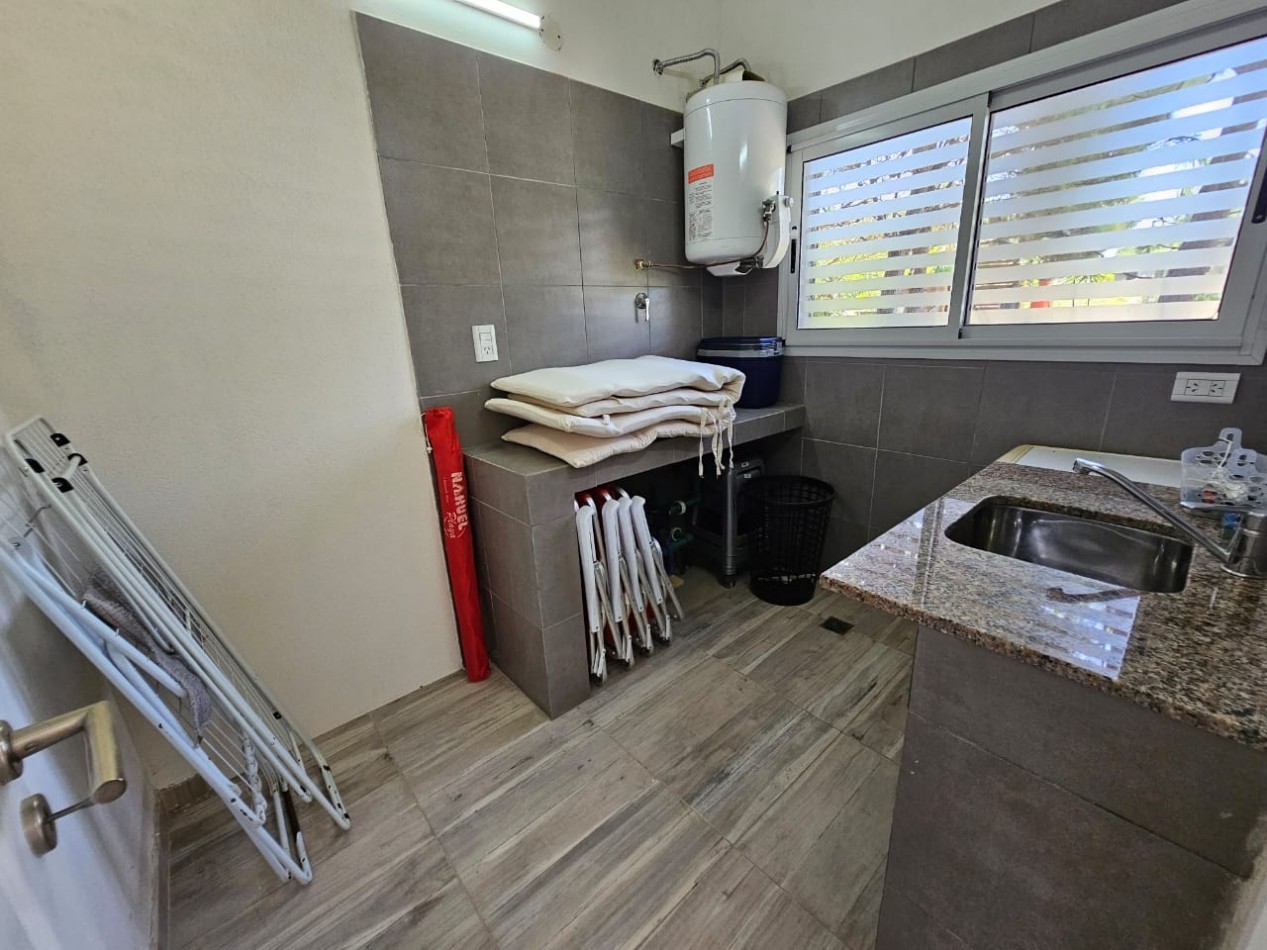 Casa en Costa Esmeralda Ecuestre 6 pax piscina