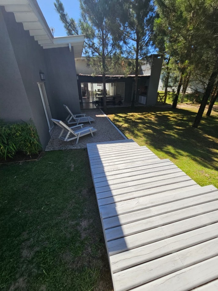 Casa en Costa Esmeralda Ecuestre 6 pax piscina