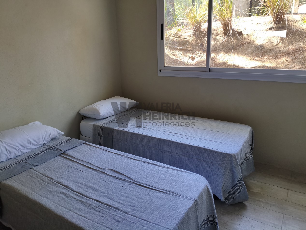 Casa en Venta en Villa Robles cerca de Pinamar y Costa Esmeralda. barrio cerrado