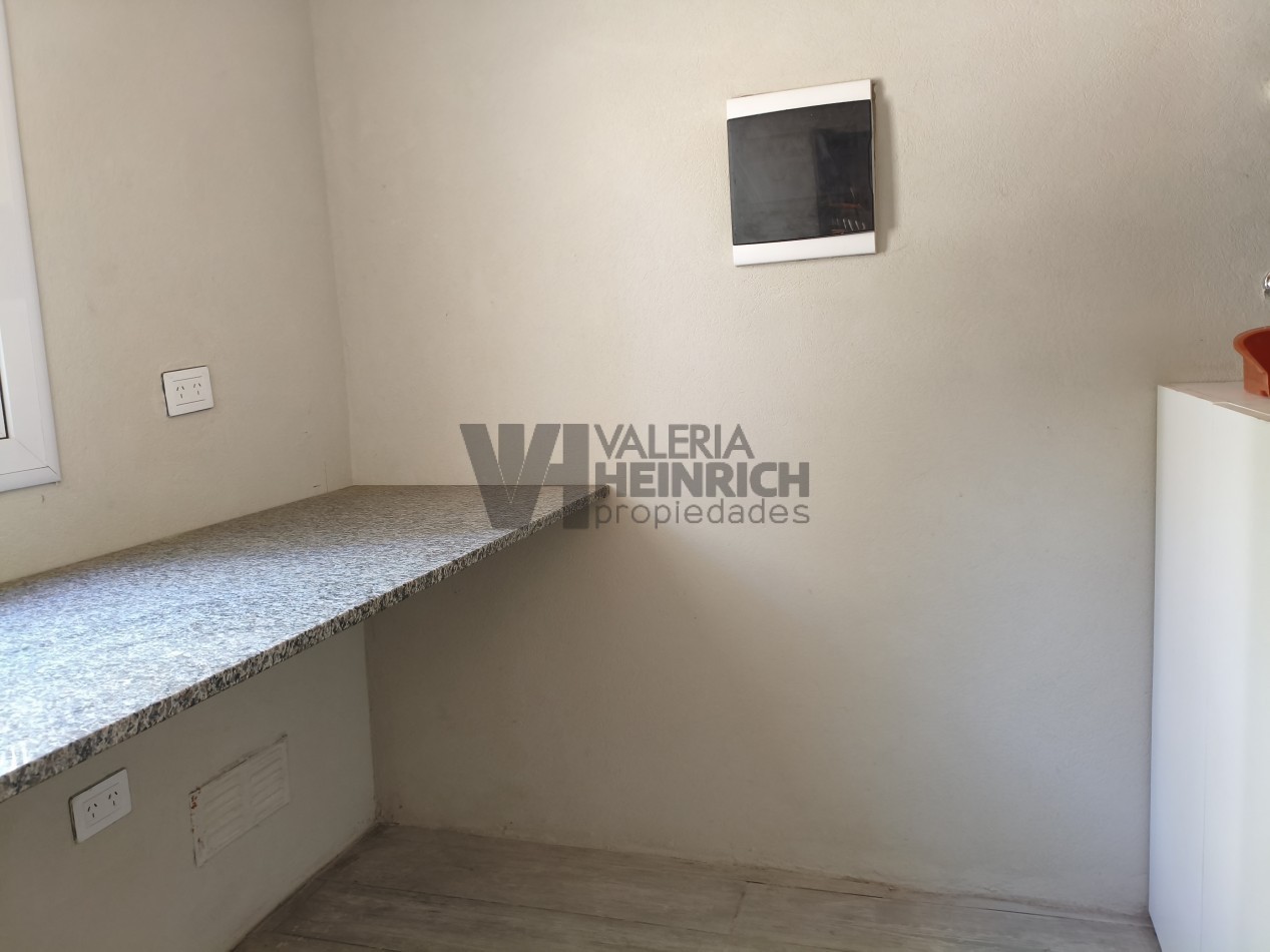 Casa en Venta en Villa Robles cerca de Pinamar y Costa Esmeralda. barrio cerrado