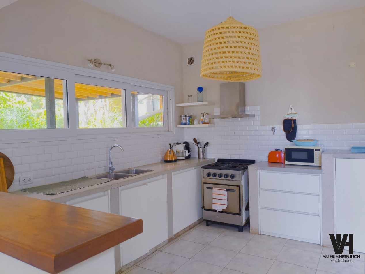 Venta casa Costa Esmeralda Ecuestre. gas natural