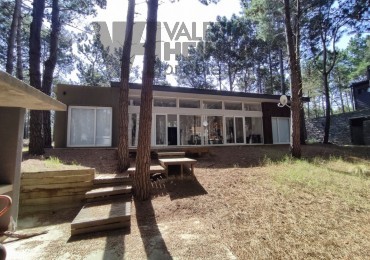 Venta casa Villarobles Pinamar 4 dorm.